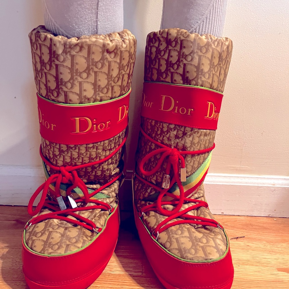 Christian Dior vintage snow boot